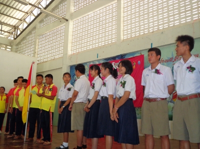 รุ่นน้องจัดทำซุ้มเสดงความยินดีและรับมอบธงประธานนักเรียน_10